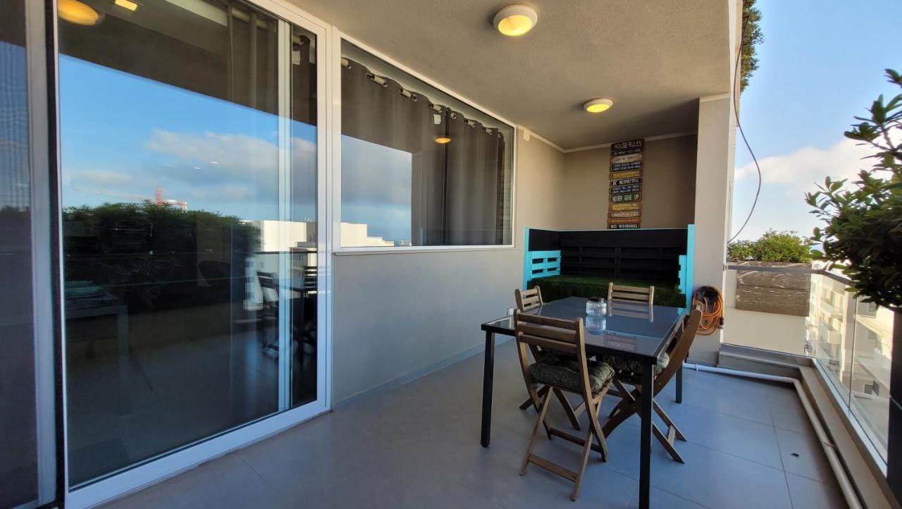 Stylish - Modern - Large Terrace - 2 Bed - 200 M From Sea - Fully Air Con Daire St. Paul's Bay Dış mekan fotoğraf